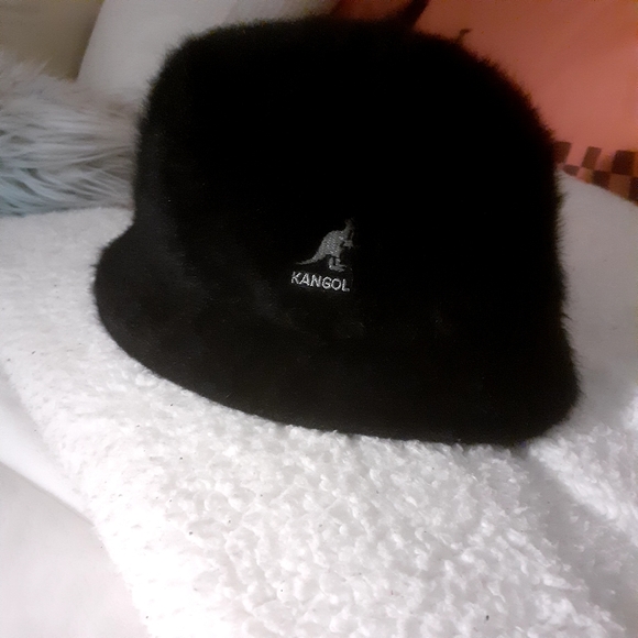 KANGOL hat. Men size small. - Picture 2 of 4